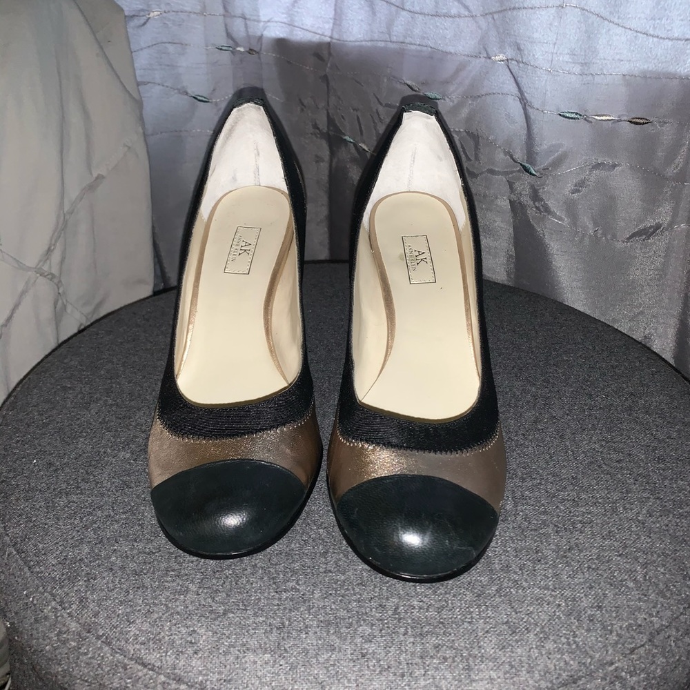 Thick heeled heels